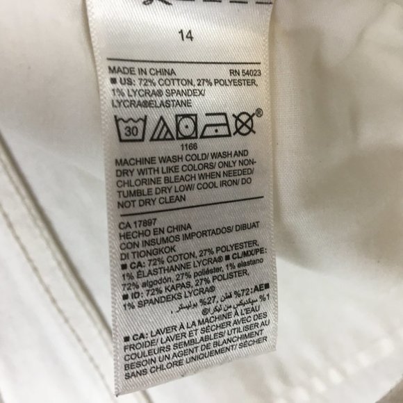 Old Navy Shorts 14 32 Women Semi Fitted Cuffed Mid Rise Jean Denim White Stretch - Picture 7 of 12